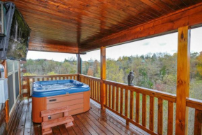Eagles View, 3 king br, 3 bath, no step entrance, hot tub, Wi-Fi, game room, peaceful deck, griddle